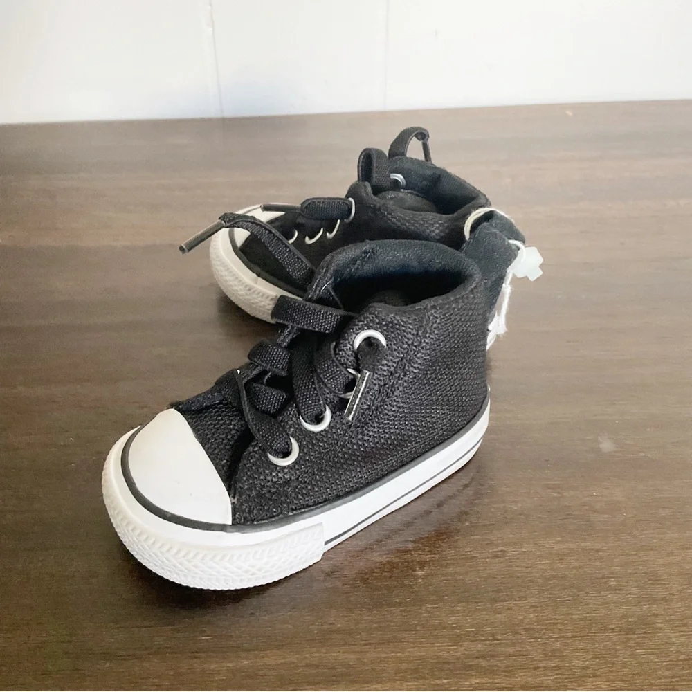 Baby Converse Lot Of 2  Black and White Shoes Size 2